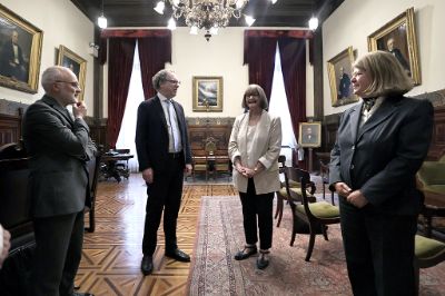 La reunión sirvió como punto de partida para abordar diversas opciones de colaboración, que incluyen la movilidad estudiantil y académica, además del trabajo conjunto en postgrados. 